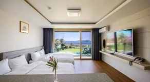 Jeju Arumdaun Resort - Image 2