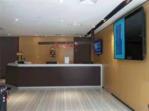 IU Hotel Baoding Yuhua East Road Passenger Center - Image 5