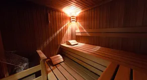 Triple room, shower or bath, toilet - Image 5