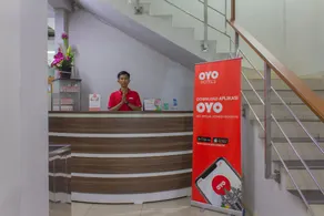 RedDoorz near Neo Soho Mall Jakarta - Image 4