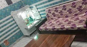Kanha ji 5 star PG family 12 rooms near lord Krishna temple free pick up service also Activa rent - Image 2