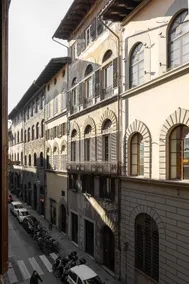 Maggio 9 Apartments - Image 4