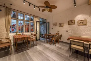 Autumn Inn - Image 3