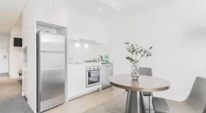 Comfortable&Convenient Rental Apartment in Chatswood - Image 3