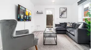 Stylish Apartment - 2 Bedrooms - Balcony - Parking - Netflix - Wifi - 7MC - Image 3