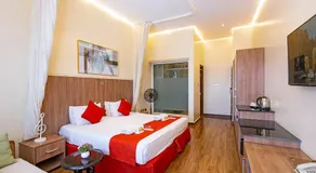Verona Hotel and Conference Center - Image 2