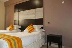 Saala Hotel - Image 4