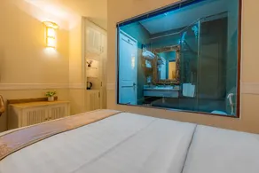 Fortune Hotel 1127 Tran Hung Dao, Q5 - by Bay Luxury - Image 2