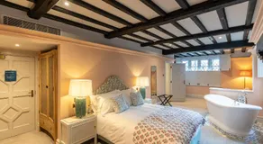 The Vineyard Hotel in Horsham, Near Gatwick Airport - Image 2