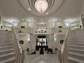 A S Hotels - Image 3