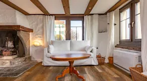 Panoramic apartment with charming swiss interior - Image 2