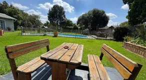 8 Ibis Lane Guest House - Image 3