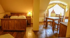 Karczma Regionalna Hotel GOŚCINNA CHATA - Image 5