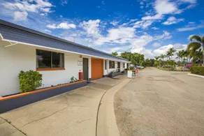 Secura Lifestyle Magnetic Gateway Townsville - Image 5