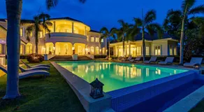 The White House, Palm Hills Golf and Country Club - Image 4
