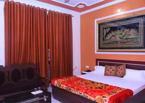 RK Homestay Agra - Image 5