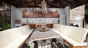 Polina House Maries - Image 3