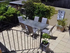 Belton Apartments-Hedge Cottage - Image 3