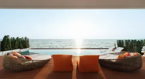 Sea Season Pool Villa Pattaya - Image 2