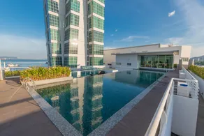 Urbano Luxury Maritime Suite - Image 2