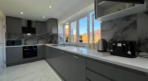 Brand New, Immaculate 3 Bed 3 Shower room House - Image 3