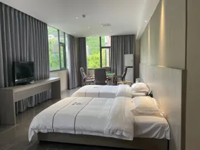 Boyu Hotel - Image 2