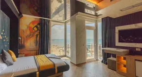 Vila One Beach Hotel - Image 2