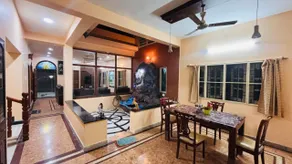 Abra Palace Luxury Villa - Image 3