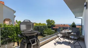 Luxury Villa Adria Apartments - Image 3