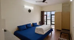 LVMR MIDTOWN STUDIO APARTMENT Shamshi - Image 2