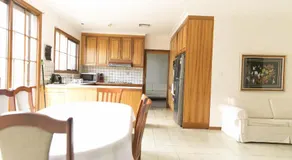 Hawthorn Holiday House - Image 4