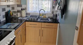 Sundowner D & A Holiday Home - Image 3
