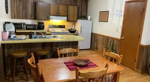 PINE VALLEY MOTEL - Image 3