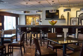 Hampton Inn Uniontown - Image 5