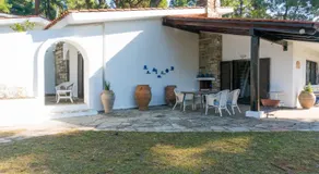 Villa Aurora in Sani with garden and pool - Image 4