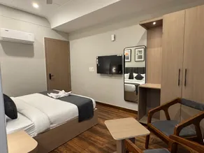 Hotel The Merc - Image 5