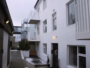 Astro Apartments - Image 4