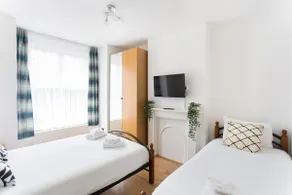 City Center Camden Market Budget Apartment and Rooms - Image 4