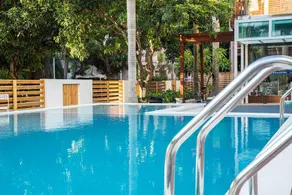 Pineapple Honey Resort B&B (Beihai Yintan Branch) - Image 4