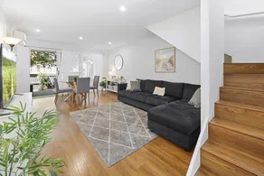 Bright 3-Bed Home Near Maroochydore Beach - Image 2
