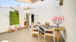 Calma Hotel - Image 4