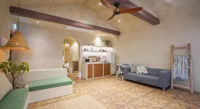 Gijang The Beach House - Image 5
