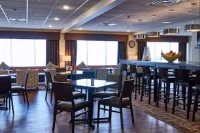 Hampton Inn Uniontown - Image 4