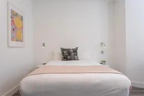 Apartment 10 minute walk to Camden Market - Image 3