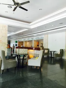Green World Palace Hotel - Image 5