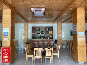 Shennong's First Local Cuisine Restaurant - Image 3