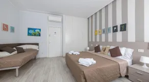 CHEZROMYK the Kosher B&B - Image 5