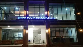 Livinn Yogya Hotel - Image 2