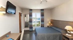Hotel St Joseph - Image 2
