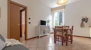 Virginia Apartments - Image 2